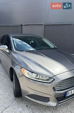 Седан Ford Fusion 2014 в 