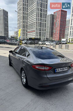 Седан Ford Fusion 2014 в 