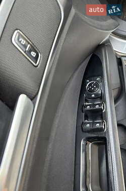 Седан Ford Fusion 2014 в 