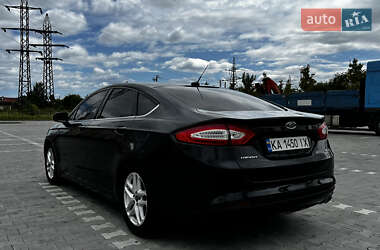 Седан Ford Fusion 2014 в 