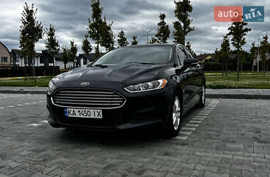 Седан Ford Fusion 2014 в 