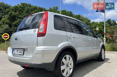 Хэтчбек Ford Fusion 2010 в 