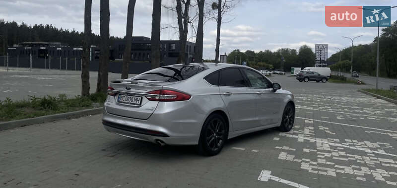 Седан Ford Fusion 2017 в Львове