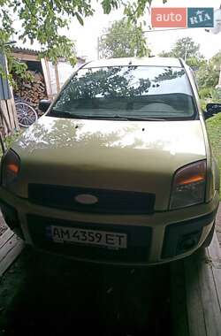 Хэтчбек Ford Fusion 2006 в Емильчине