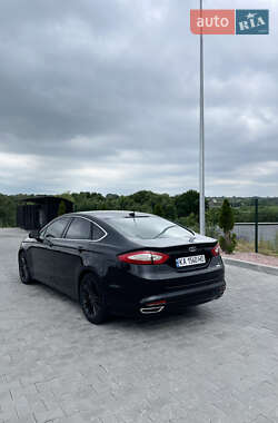 Седан Ford Fusion 2014 в 