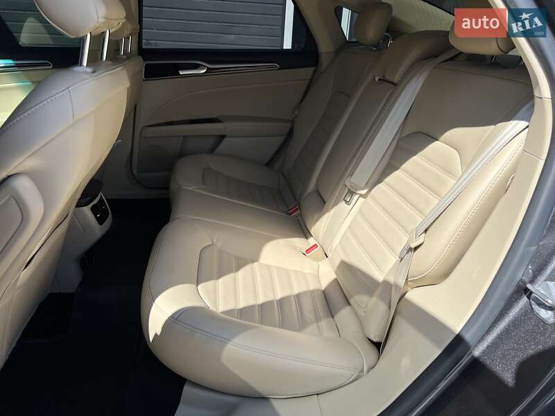 Седан Ford Fusion 2014 в Одессе
