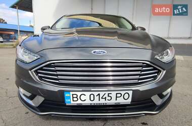 Седан Ford Fusion 2016 в 