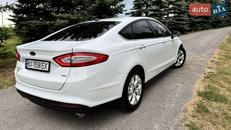 Седан Ford Fusion 2015 в Тернополе