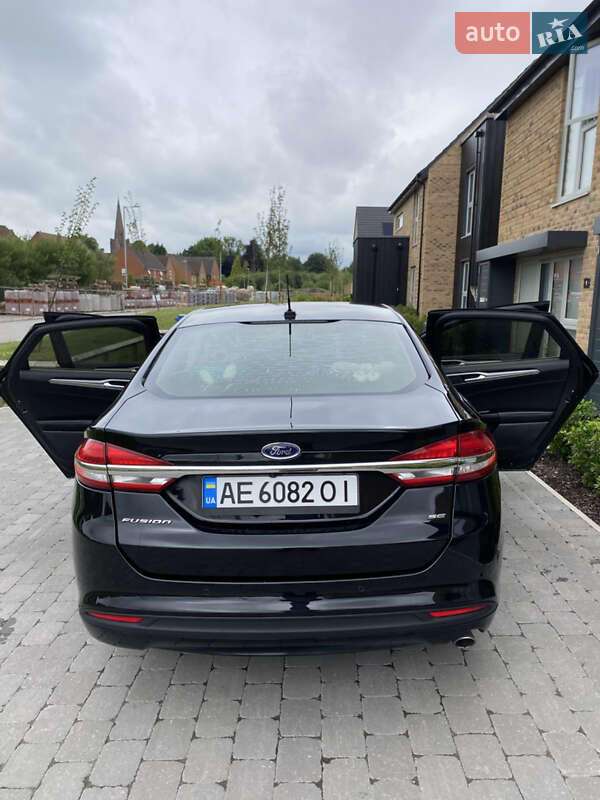 Седан Ford Fusion 2017 в Львове