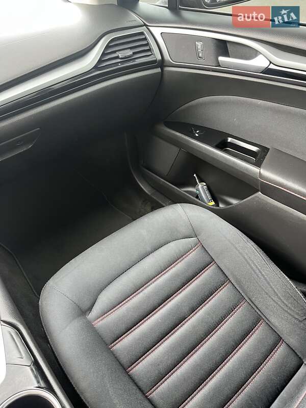 Седан Ford Fusion 2015 в Белой Церкви