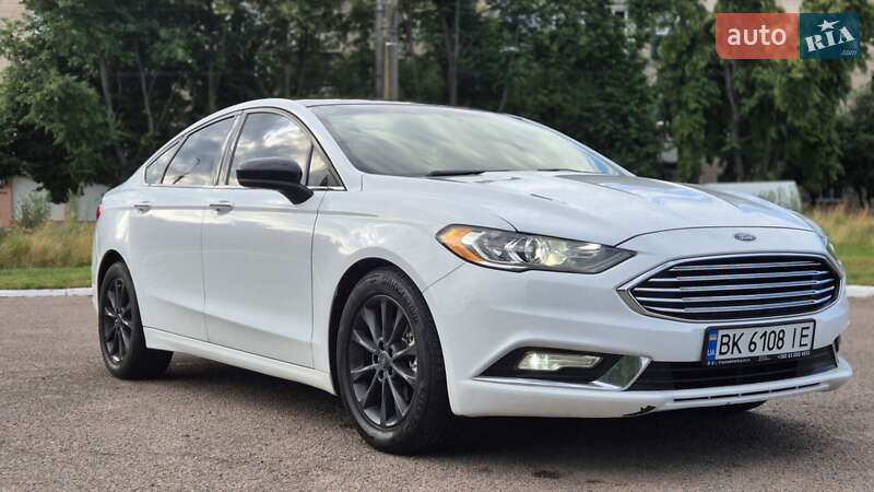 Седан Ford Fusion 2017 в Ровно