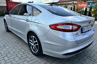 Седан Ford Fusion 2015 в 
