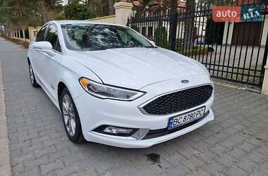 Седан Ford Fusion 2017 в 