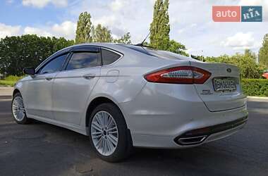 Седан Ford Fusion 2013 в 