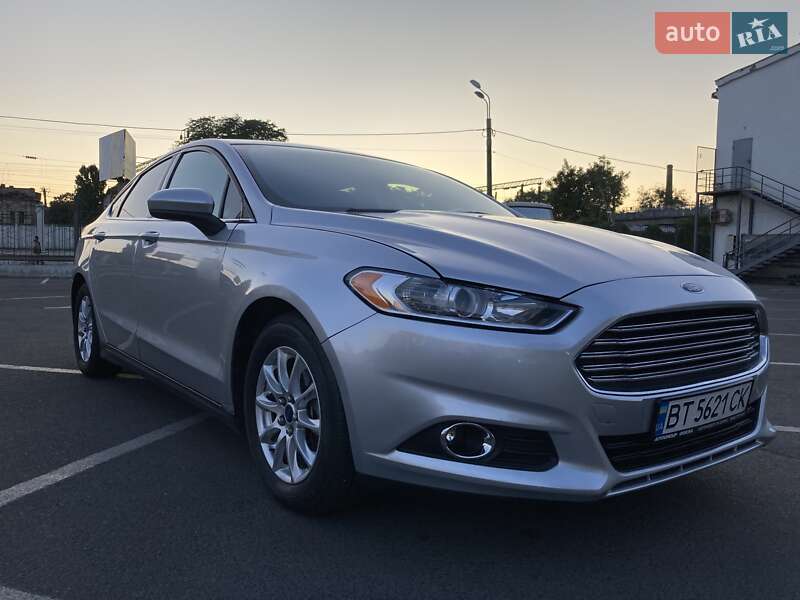Седан Ford Fusion 2015 в Одессе