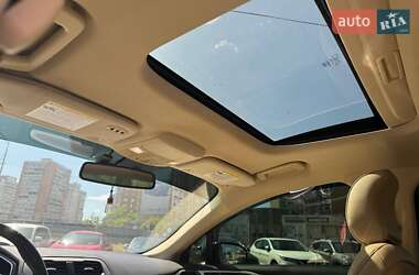 Седан Ford Fusion 2015 в 