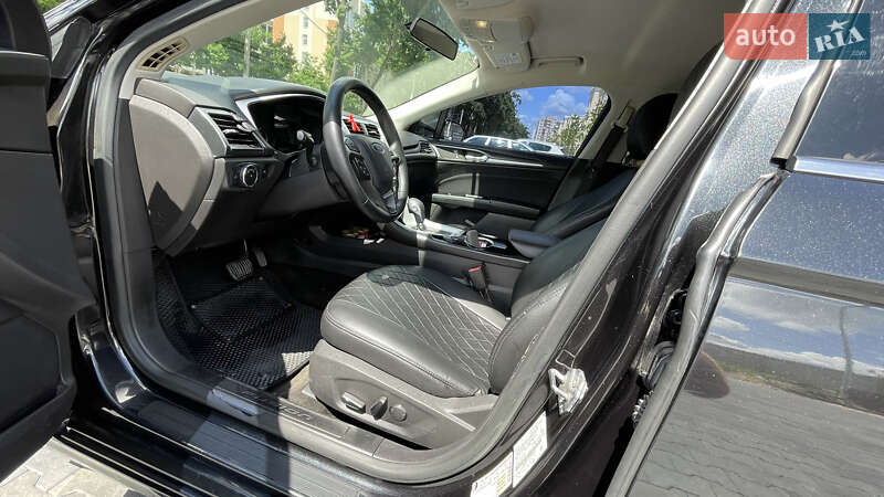Седан Ford Fusion 2013 в Киеве