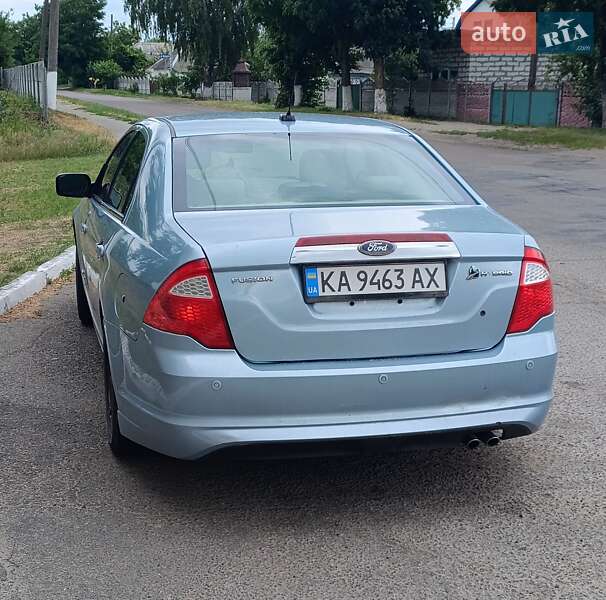 Седан Ford Fusion 2010 в Києві