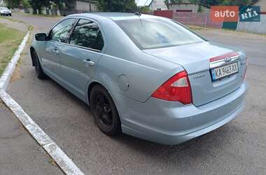 Седан Ford Fusion 2010 в 