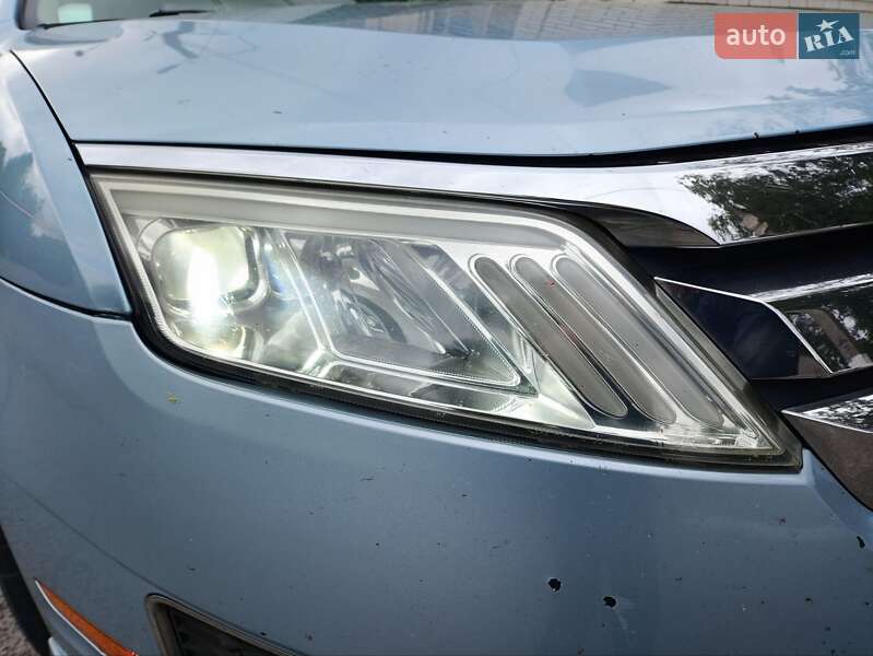 Седан Ford Fusion 2010 в Києві