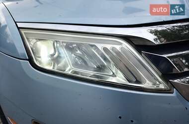 Седан Ford Fusion 2010 в 