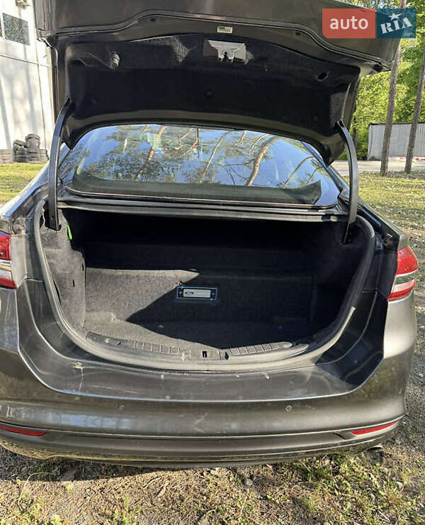 Седан Ford Fusion 2018 в Києві