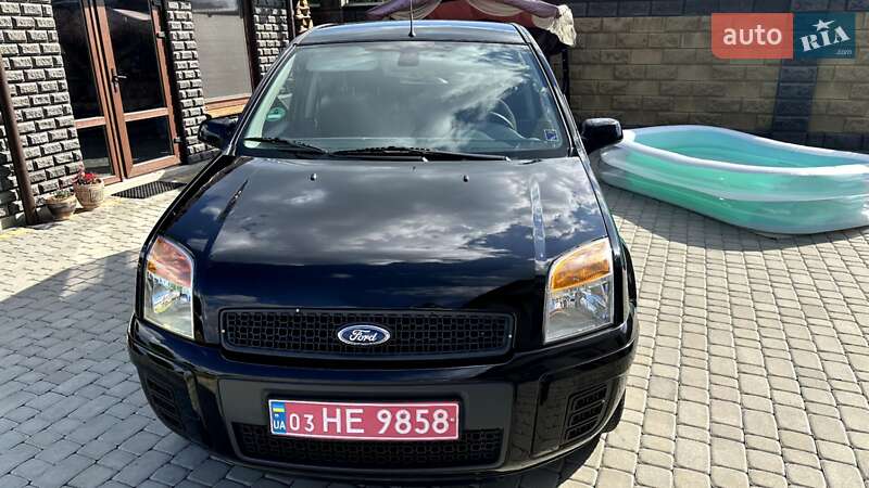 Хэтчбек Ford Fusion 2009 в Луцке