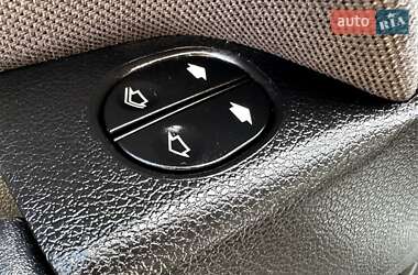 Хэтчбек Ford Fusion 2009 в 