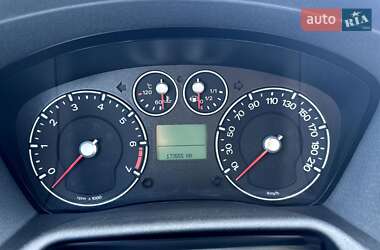 Хэтчбек Ford Fusion 2009 в 