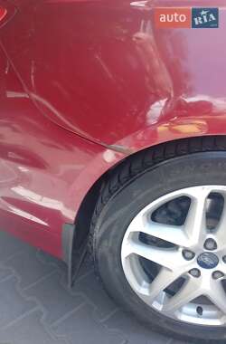 Седан Ford Fusion 2014 в 