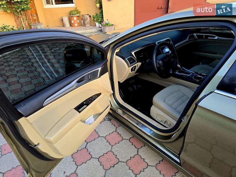 Седан Ford Fusion 2012 в Запоріжжі