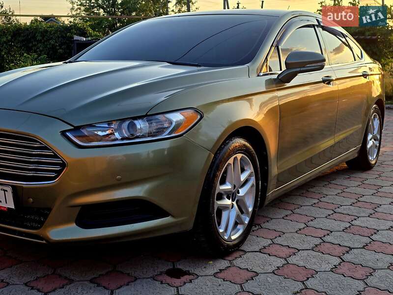 Седан Ford Fusion 2012 в Запоріжжі