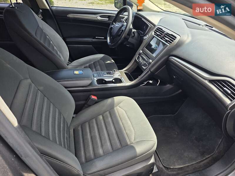 Седан Ford Fusion 2016 в Тернополе