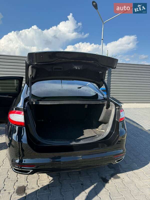 Седан Ford Fusion 2014 в Николаеве