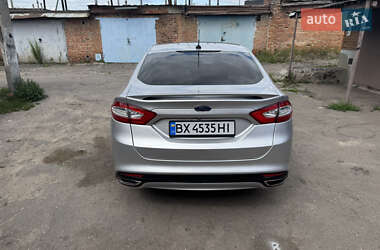 Седан Ford Fusion 2014 в 