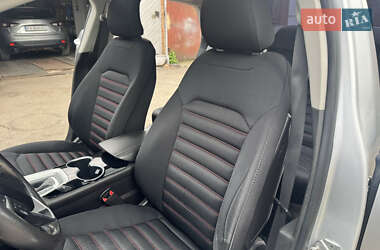 Седан Ford Fusion 2014 в 