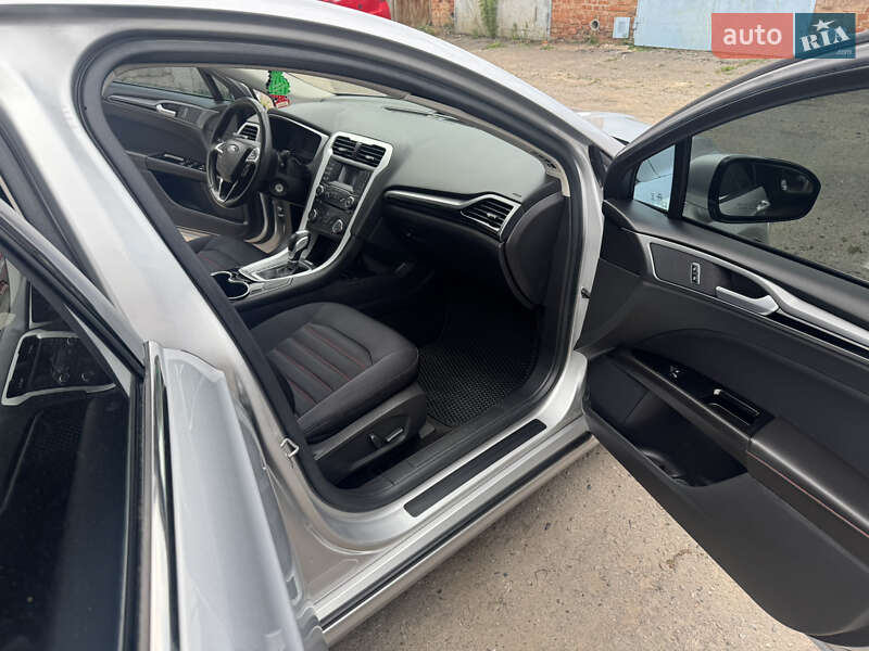 Седан Ford Fusion 2014 в Полтаве