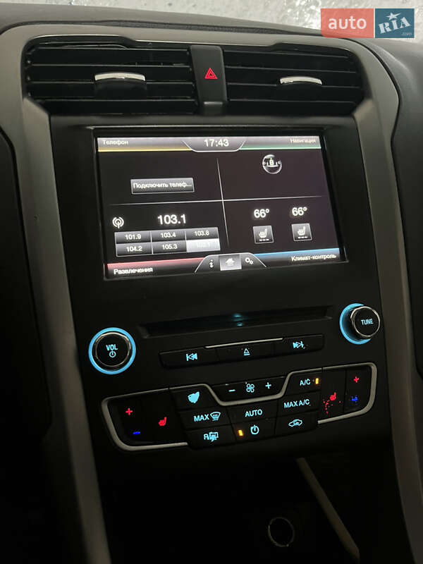 Седан Ford Fusion 2015 в Киеве