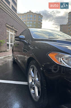 Седан Ford Fusion 2014 в 