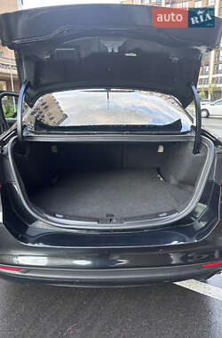 Седан Ford Fusion 2014 в 