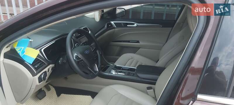 Седан Ford Fusion 2019 в Днепре