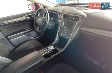 Седан Ford Fusion 2019 в 