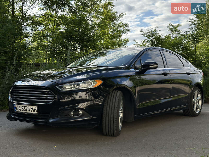 Седан Ford Fusion 2015 в Киеве