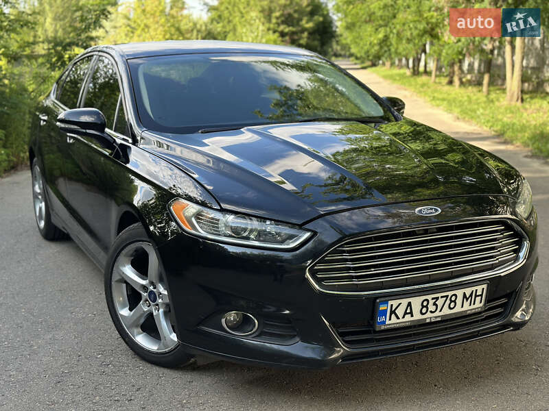 Седан Ford Fusion 2015 в Киеве