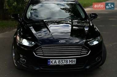 Седан Ford Fusion 2015 в 