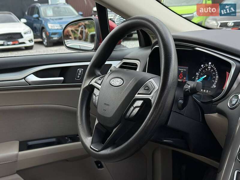 Седан Ford Fusion 2019 в Харькове