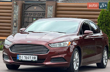 Седан Ford Fusion 2015 в 