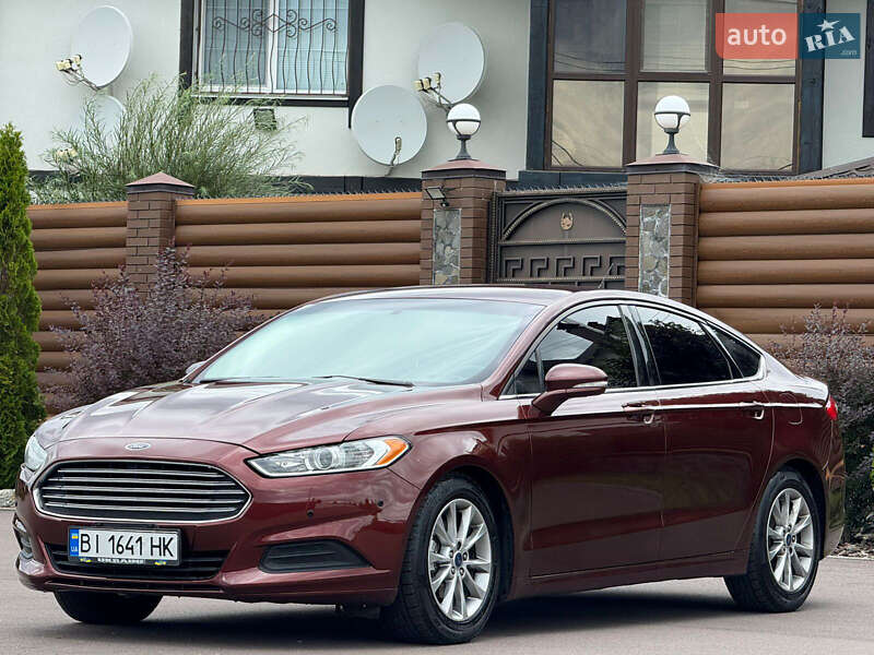 Седан Ford Fusion 2015 в Києві