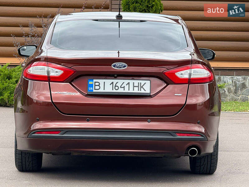 Седан Ford Fusion 2015 в Києві