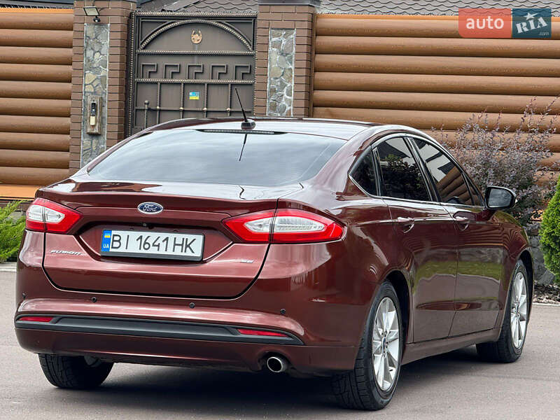 Седан Ford Fusion 2015 в Києві